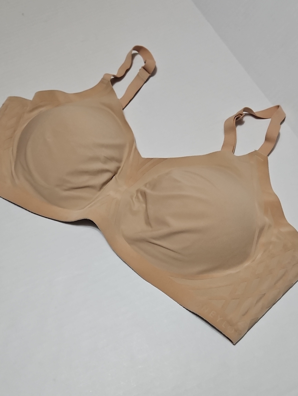Honeylove Nude Seamless Wireless Support Bra Size 2X